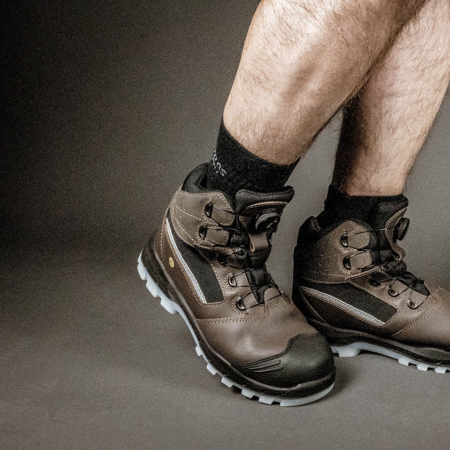 Sicherheitsstiefel TOUGH STEP MID FIT
