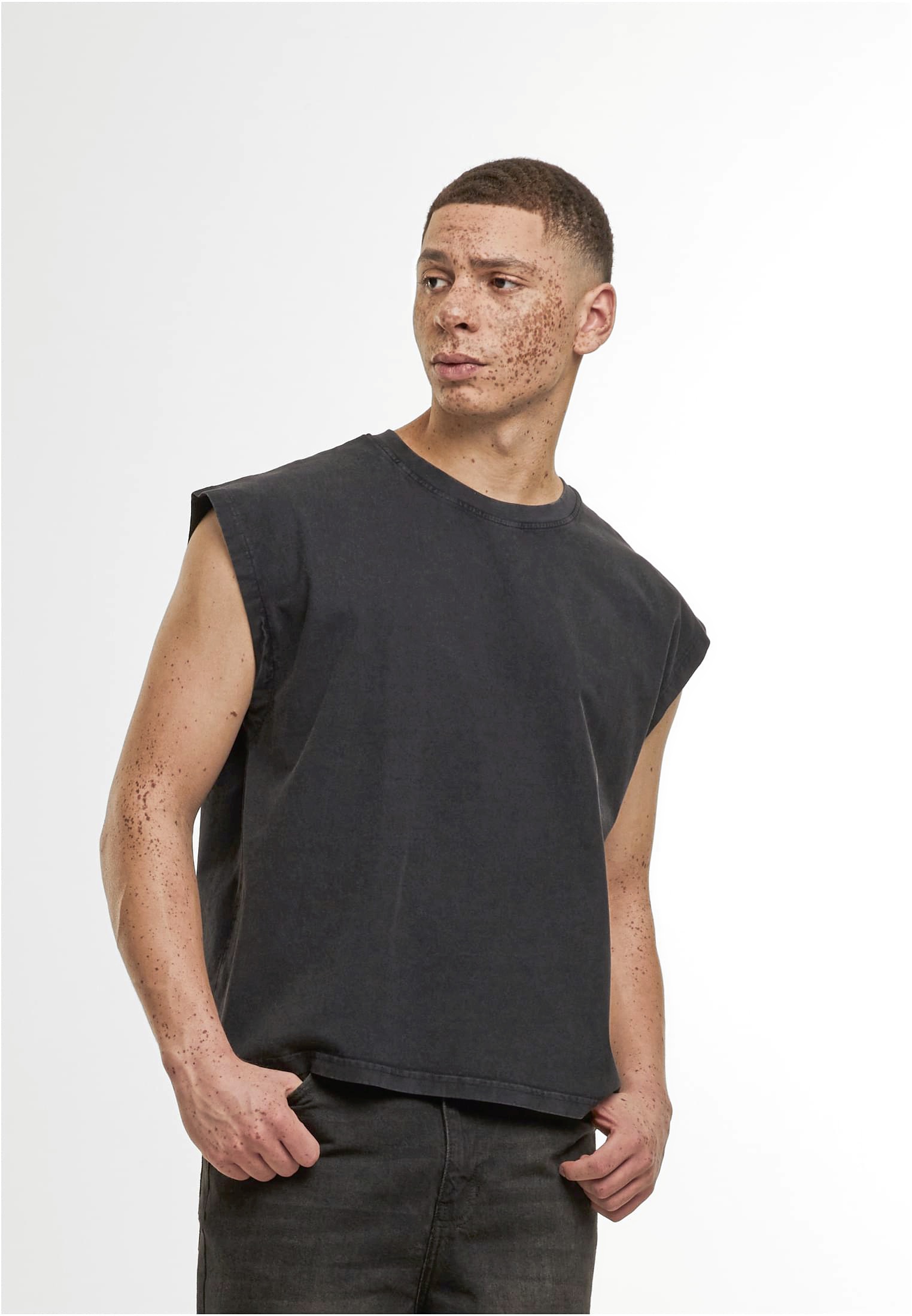 T-Shirt – Vintage Cropped Heavy Sleeveless Tee