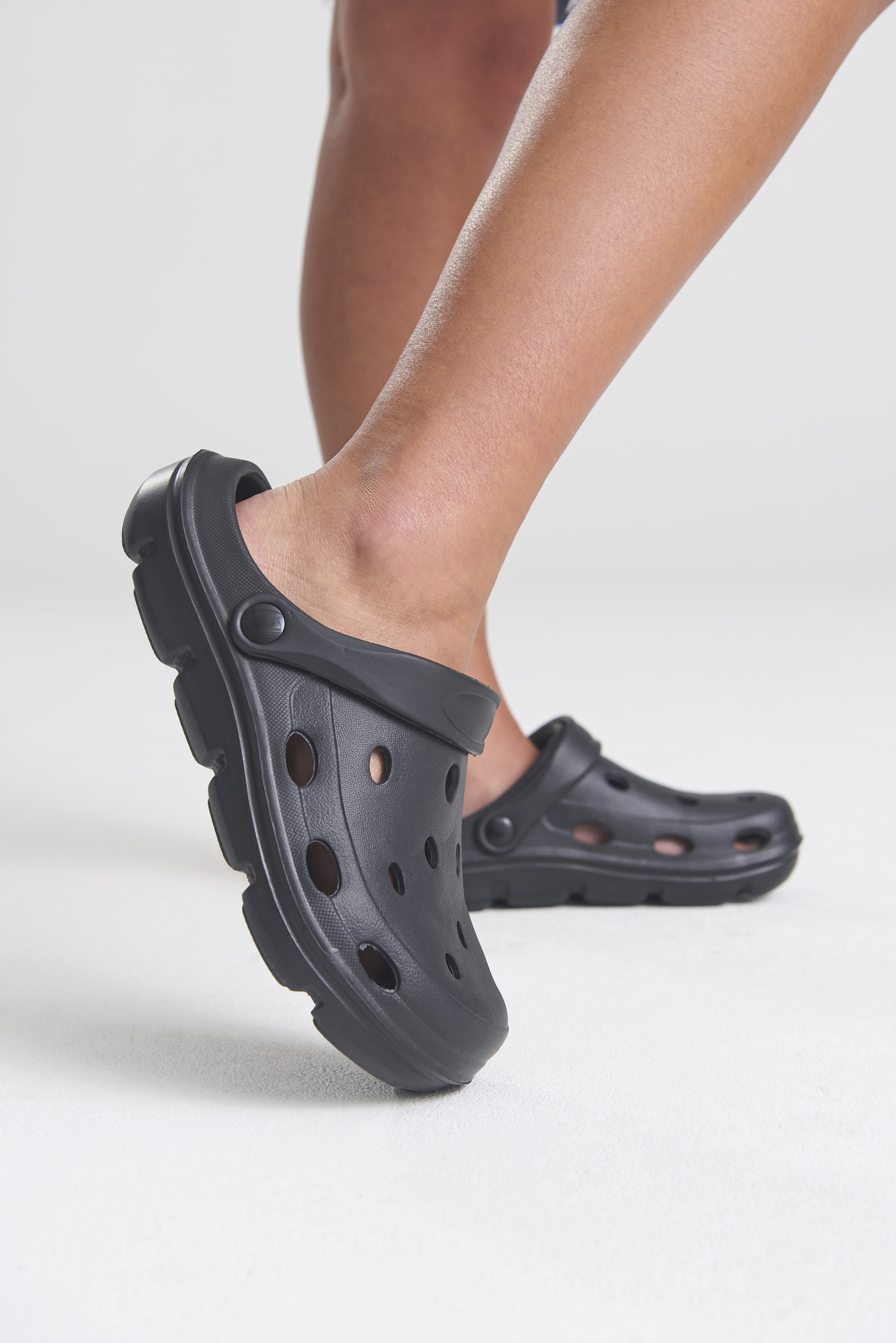Schuh – AWDis Aero Clogs