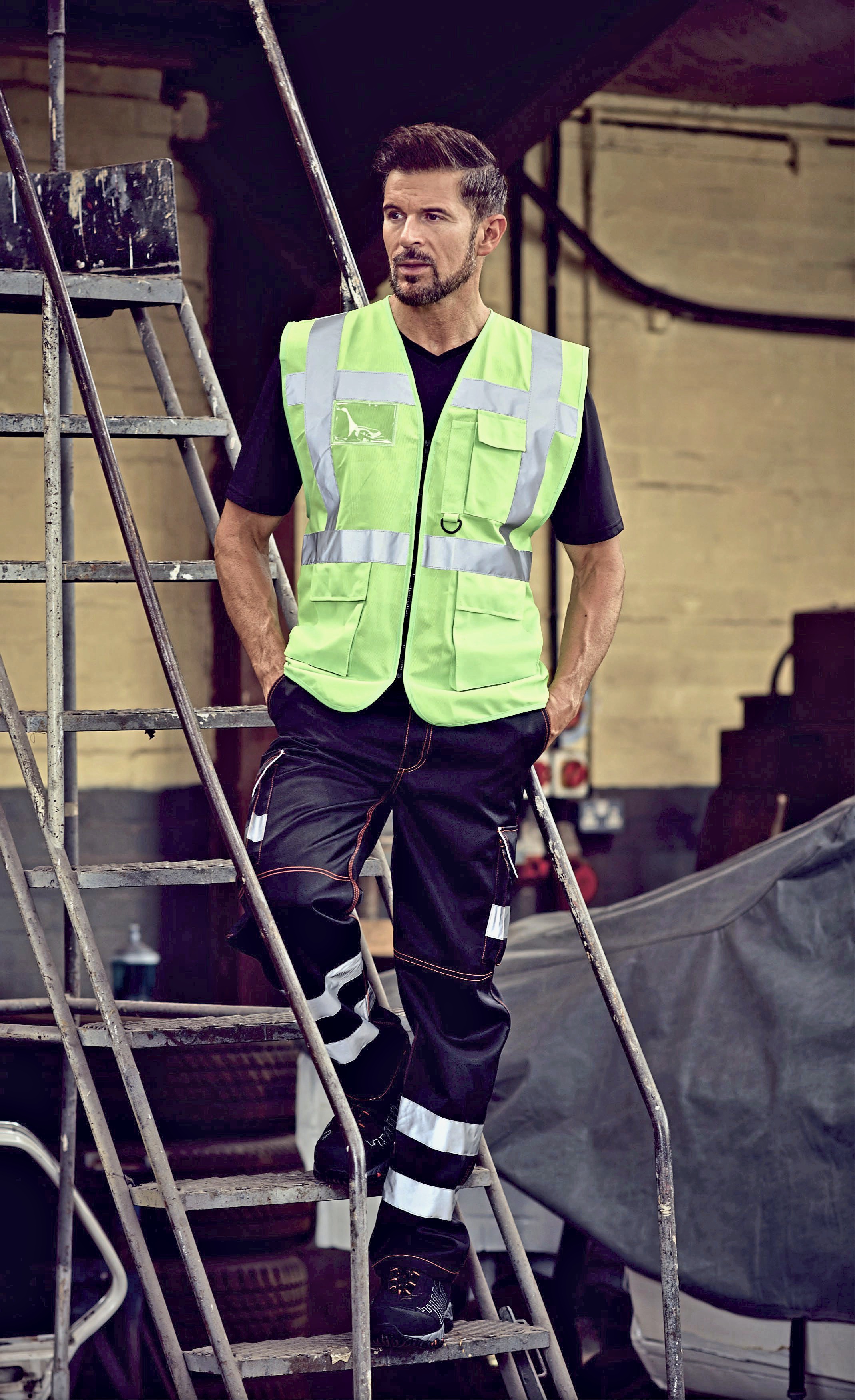 Weste – Multi-Functional Executive Waistcoat