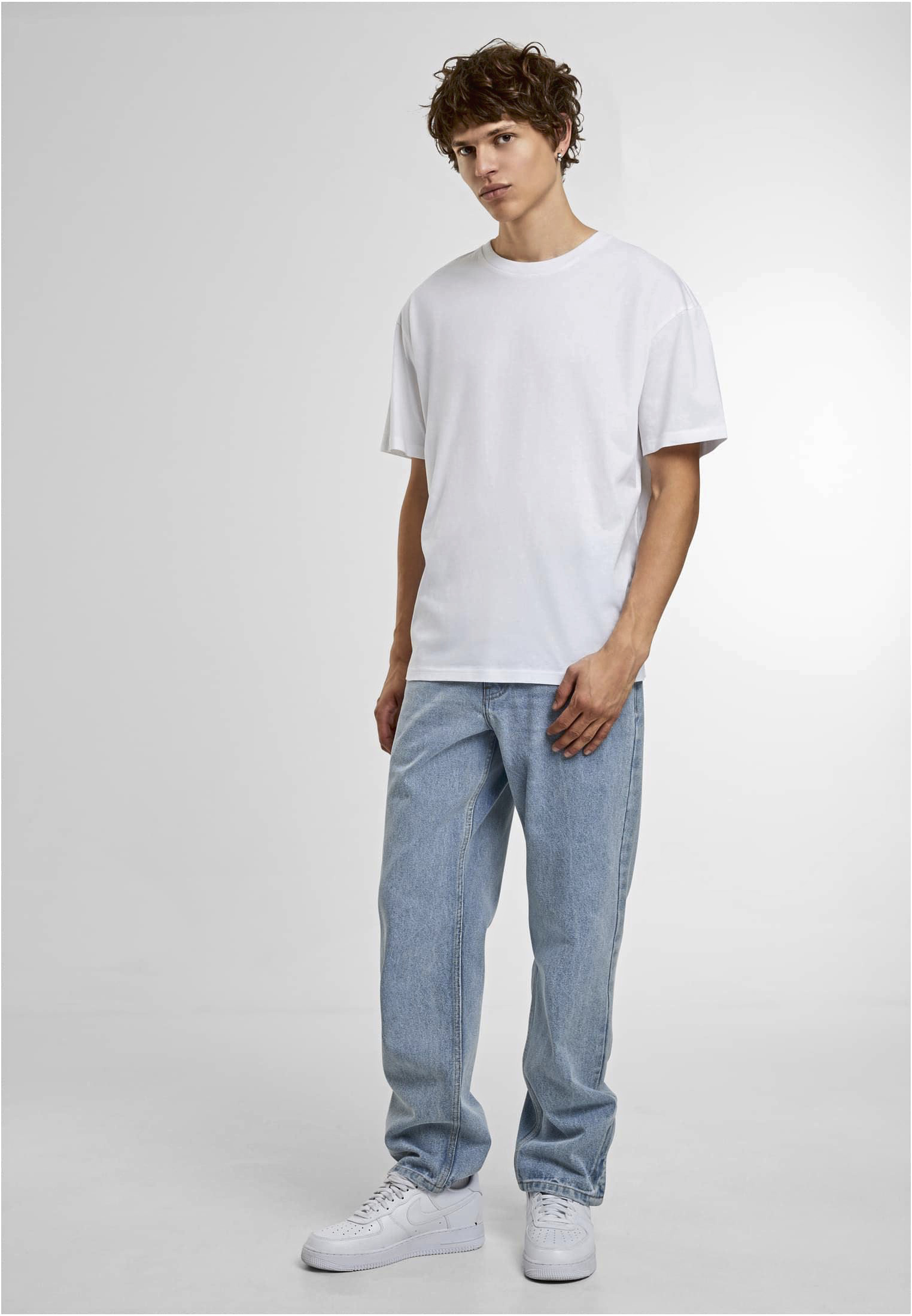 T-Shirt – Light Basic Loose Tee