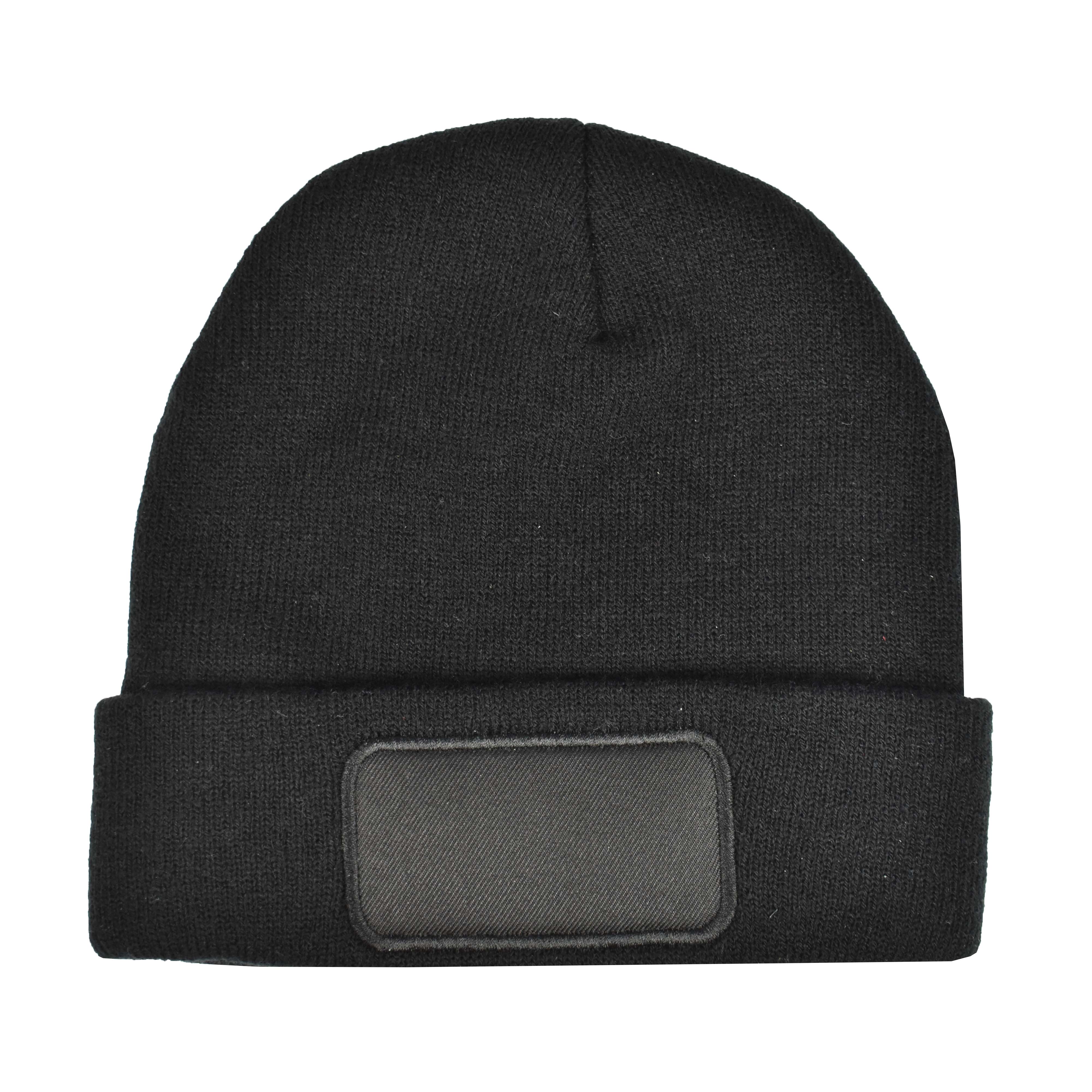 Strickmütze mit Patch