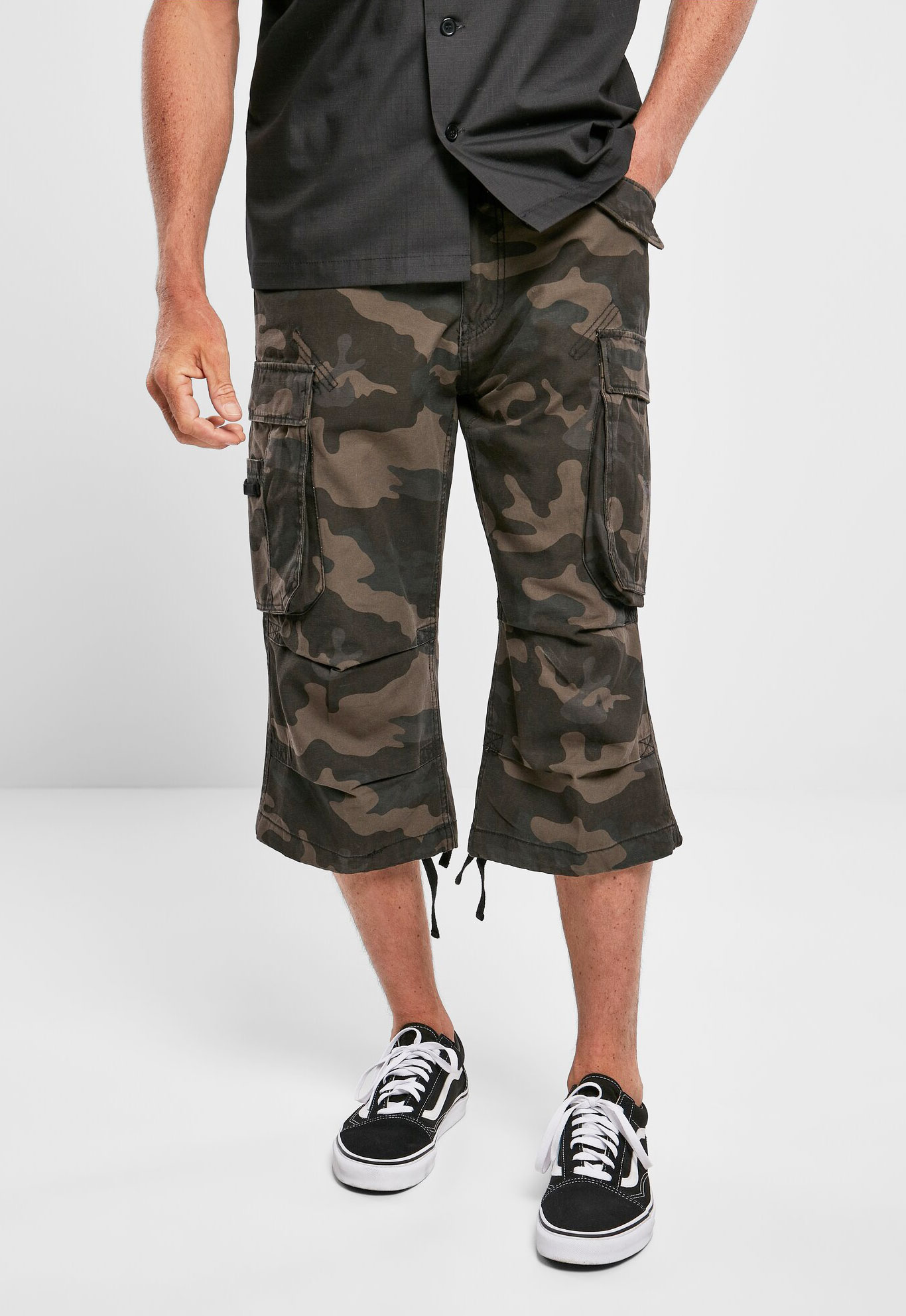 Industry Vintage 3/4 Shorts