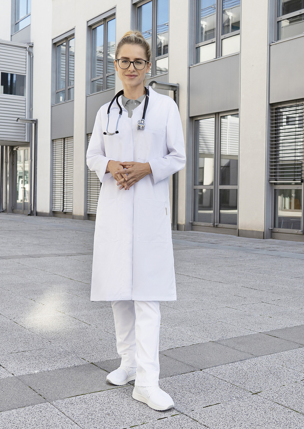 Damen Arzt- und Labormantel Modern-Shape mit Stehkragen
