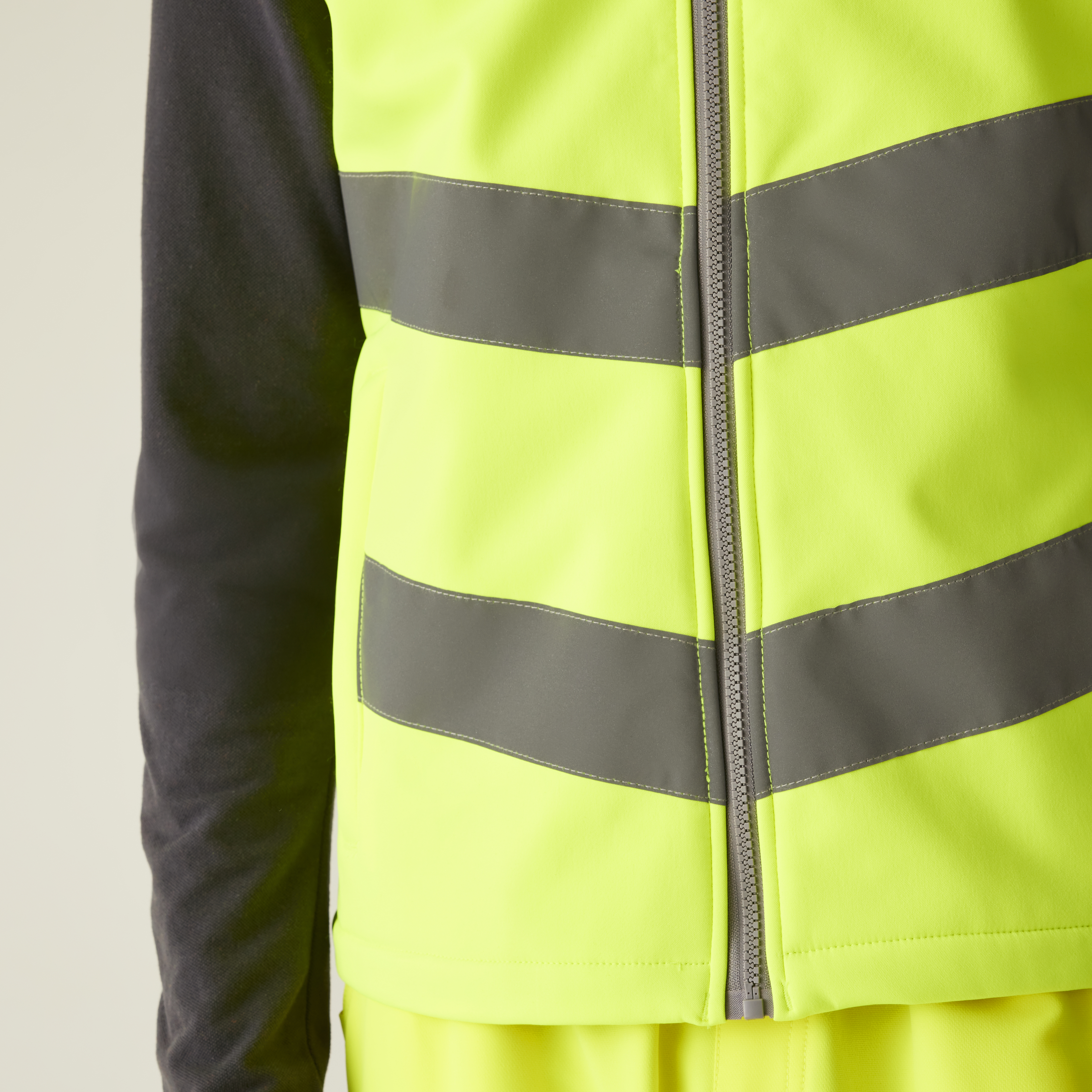 Hi-Vis Pro Contract Ablaze Softshell Bodywarmer