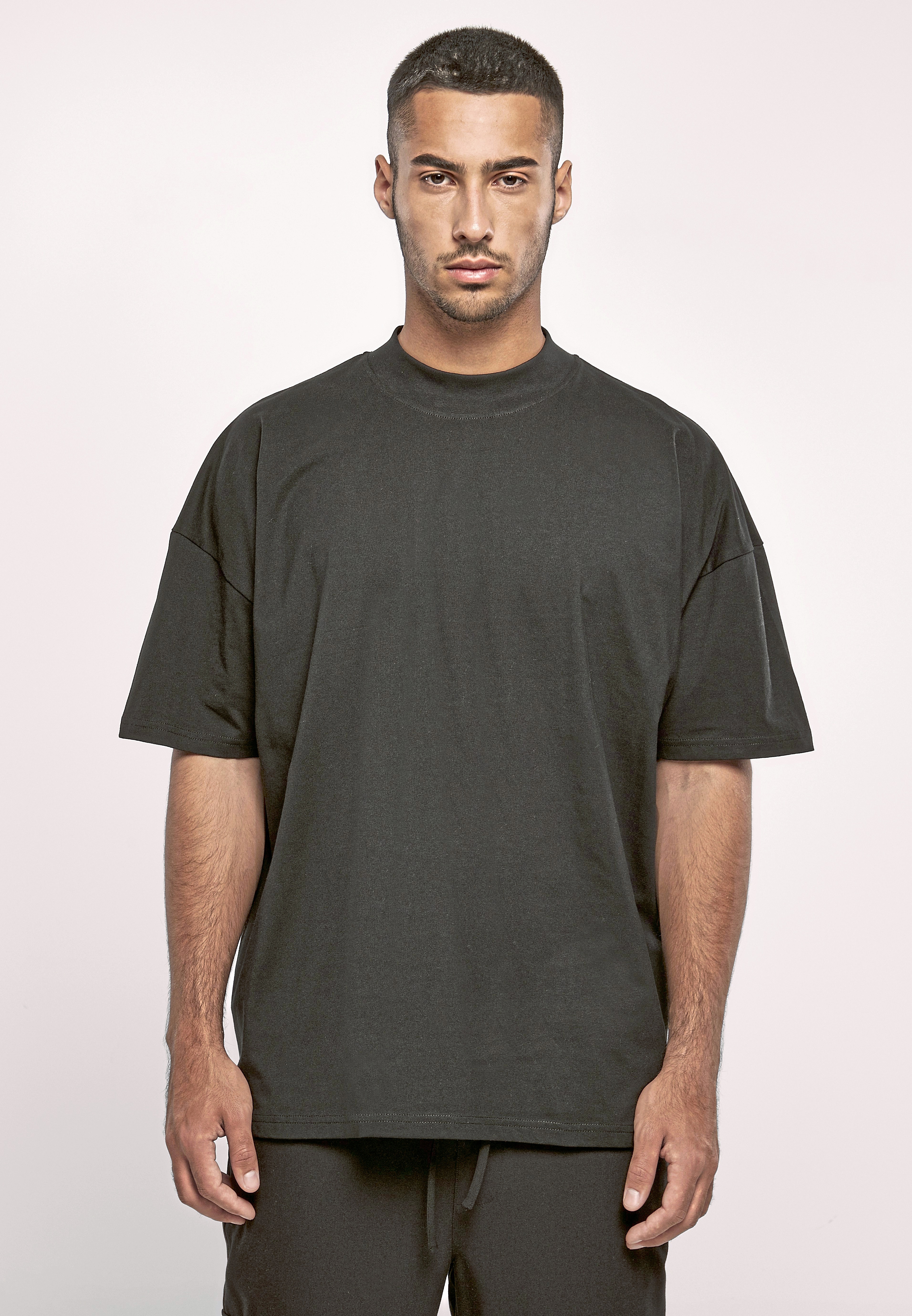 T-Shirt – Men´s Oversized Mock Neck Tee
