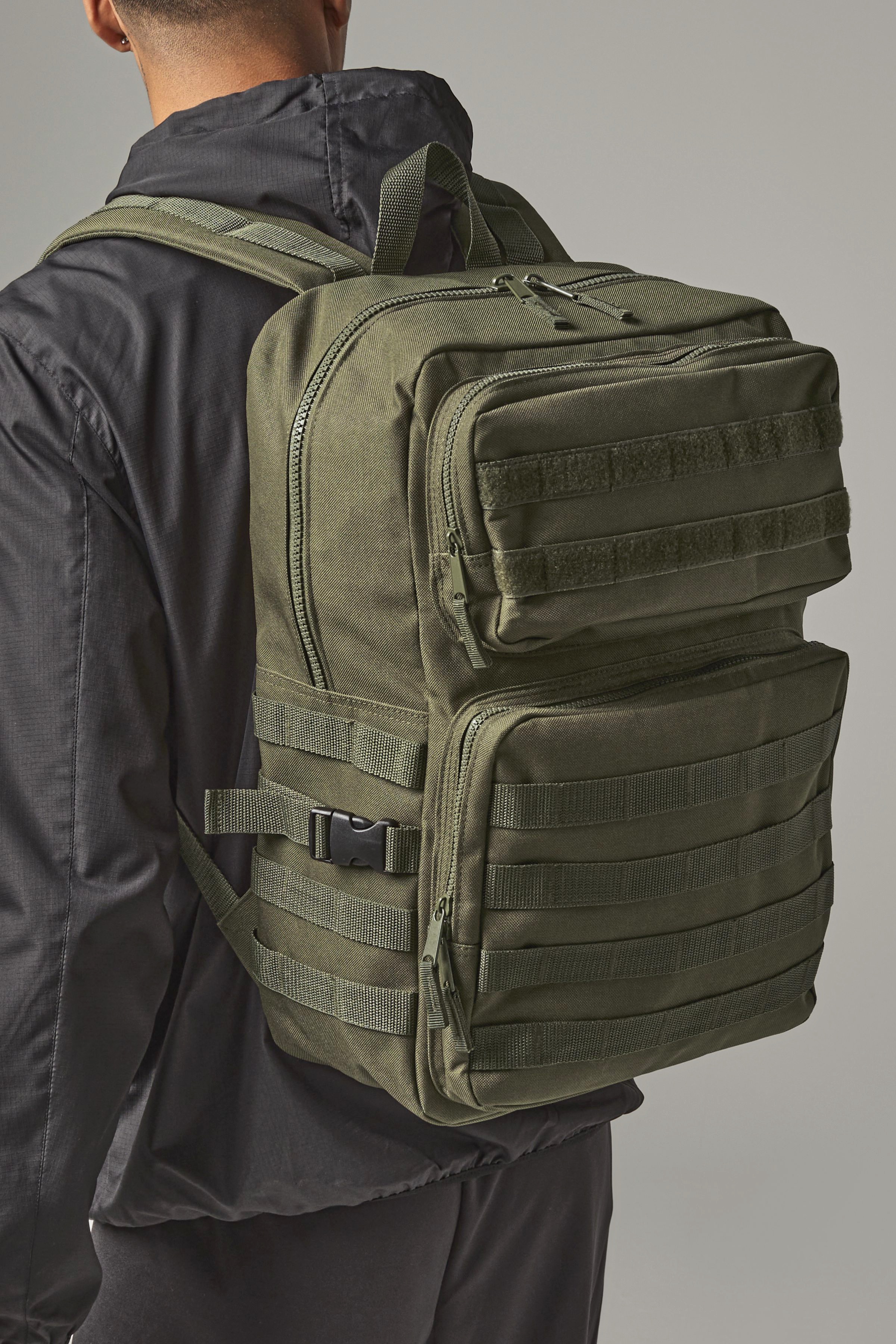 Tasche – MOLLE Tactical 25L Backpack
