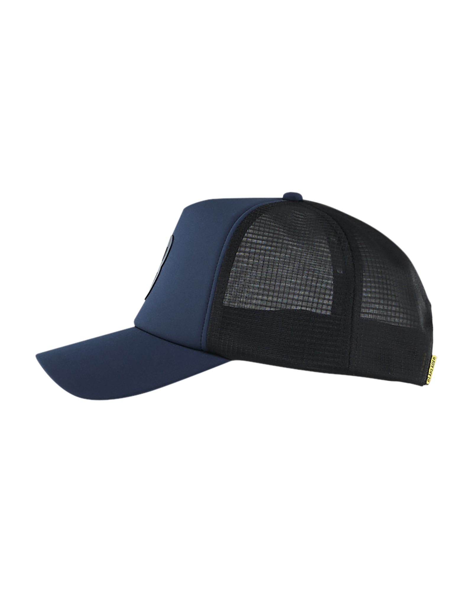 STRIKER Trucker-Kappe