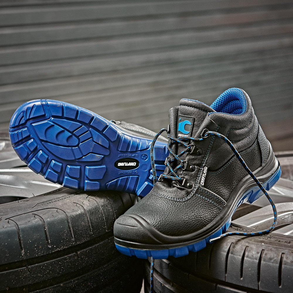 Schnürstiefel Saldus
