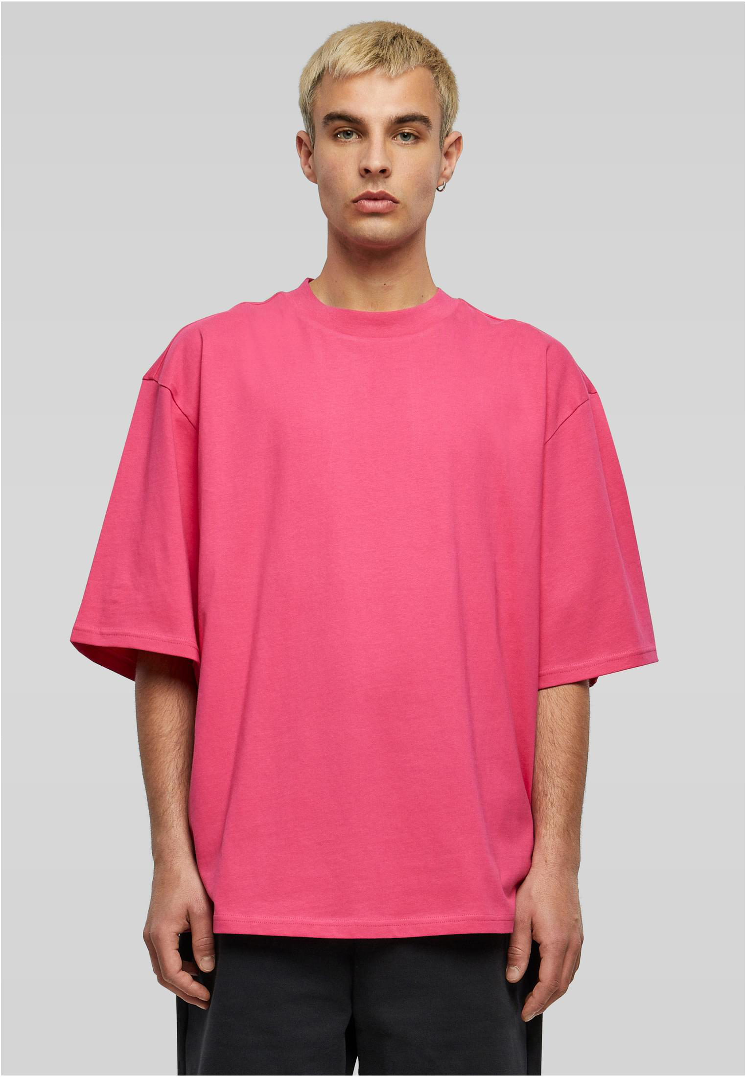 T-Shirt – Oversized Sleeve Tee
