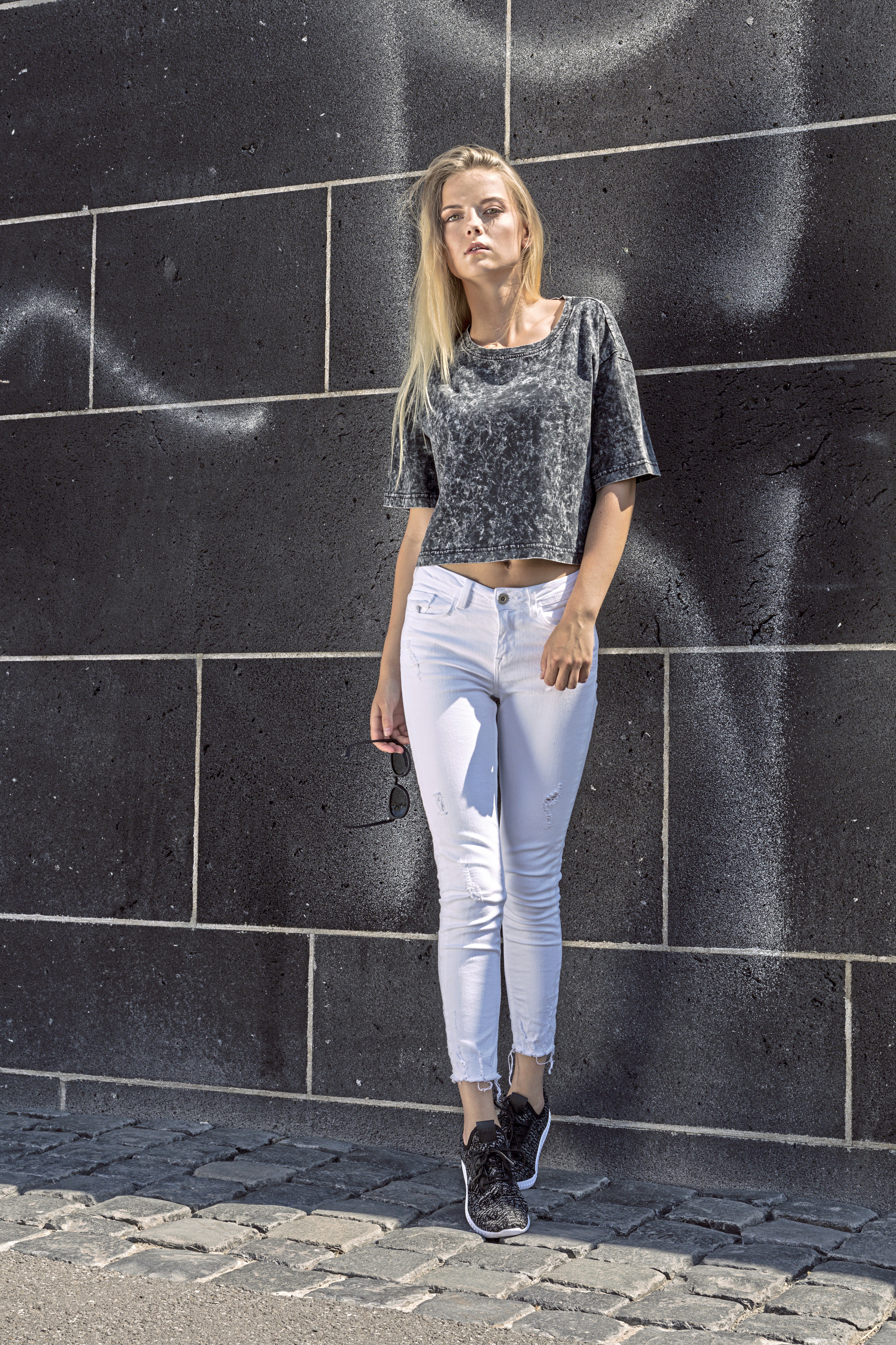 T-Shirt – Ladies´ Acid Washed Cropped Tee
