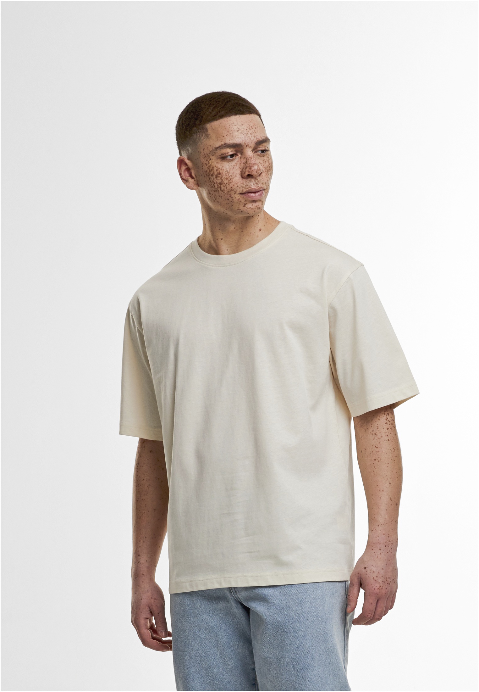 T-Shirt – Loose Fit Tee