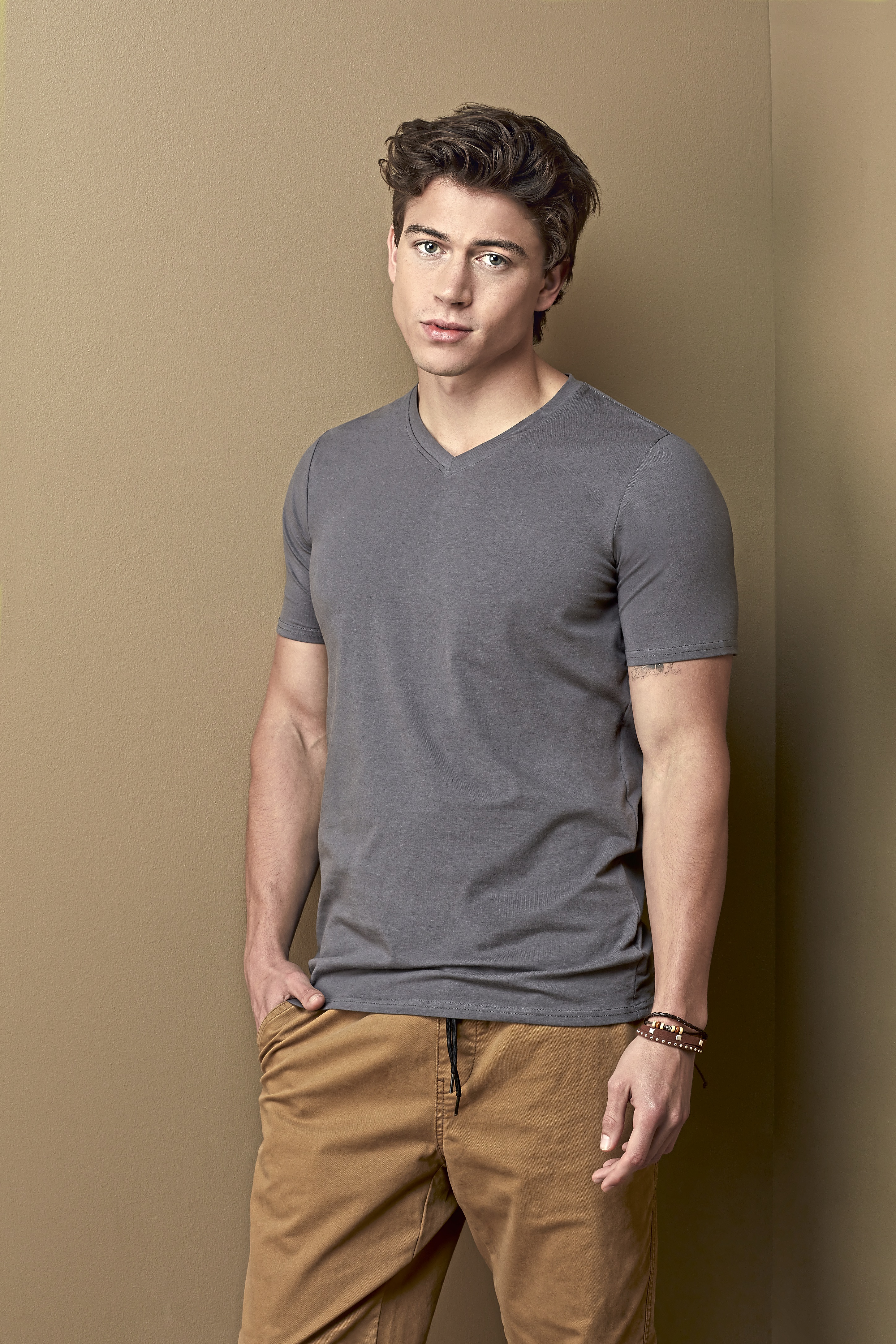 T-Shirt – Stretch-T V-Neck