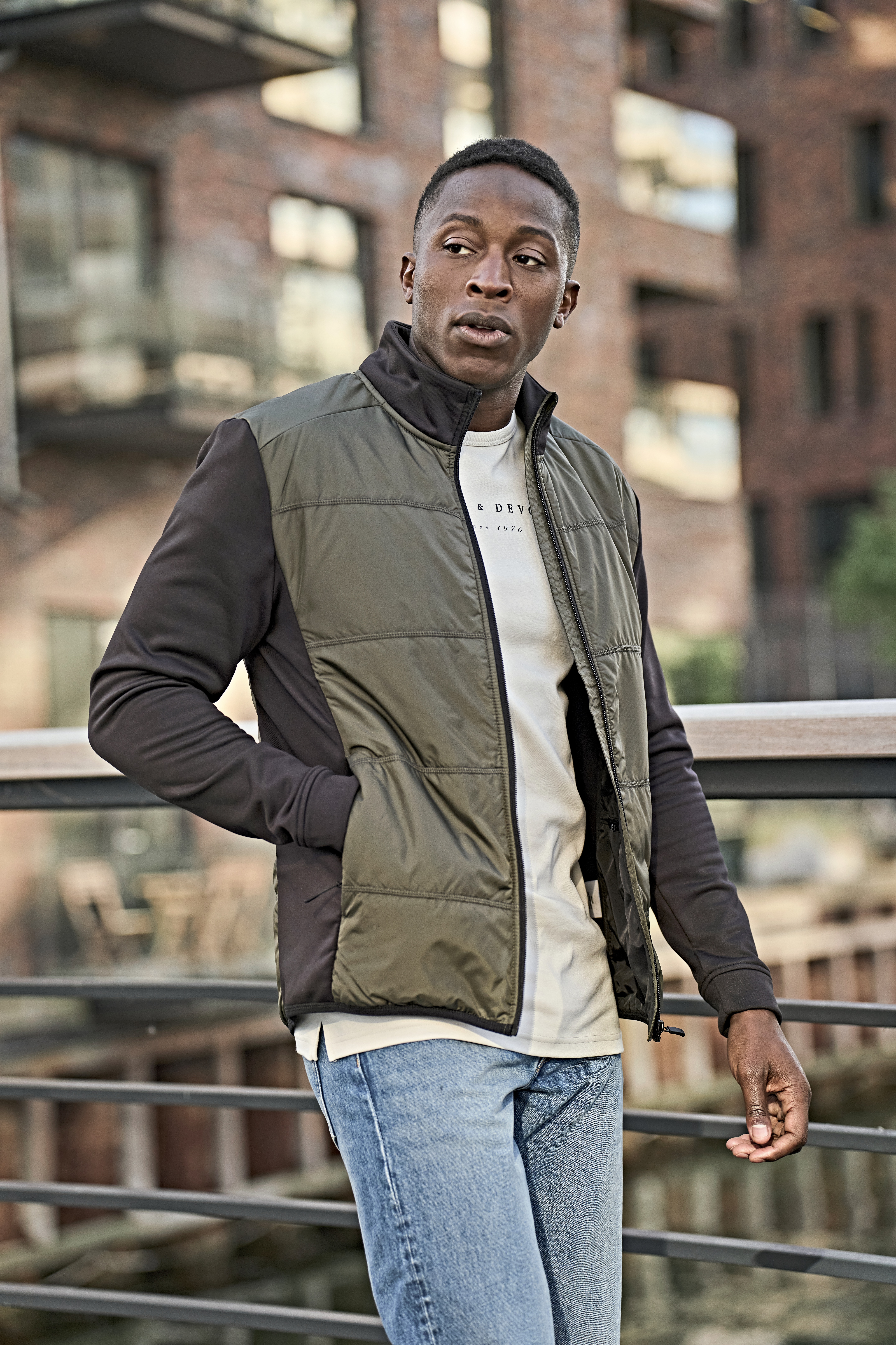 Hybrid-Stretch Jacket